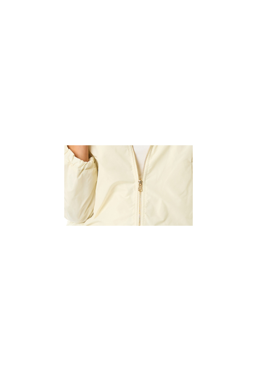Sylvia Geersen off_white_2