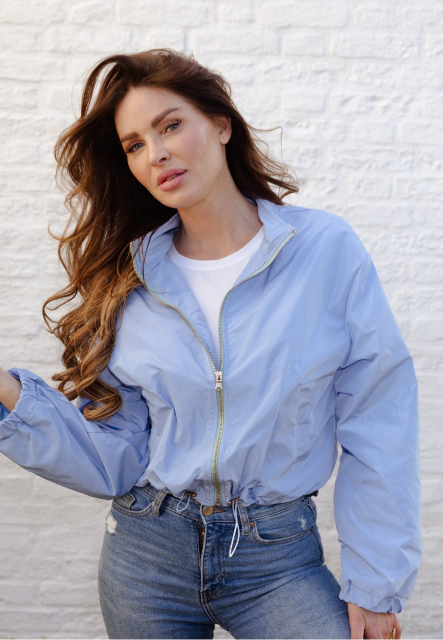 Sylvia Geersen summer-bomber-light-blue-02-cover_996831757